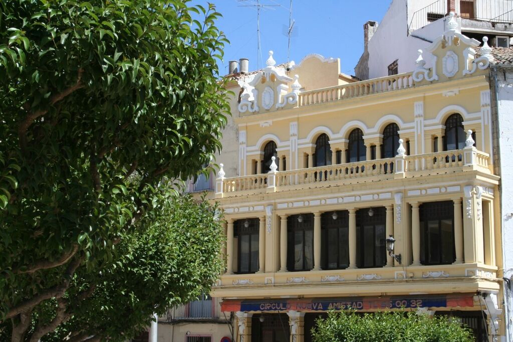 El Casino Primitivo de Martos es una joya arquitect&oacute;nica ubicada frente al consistorio.