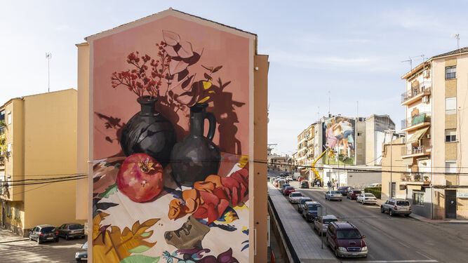Mural de Marta Lapeña en la pasada edición del festival de arte urbano 23700 Linares.