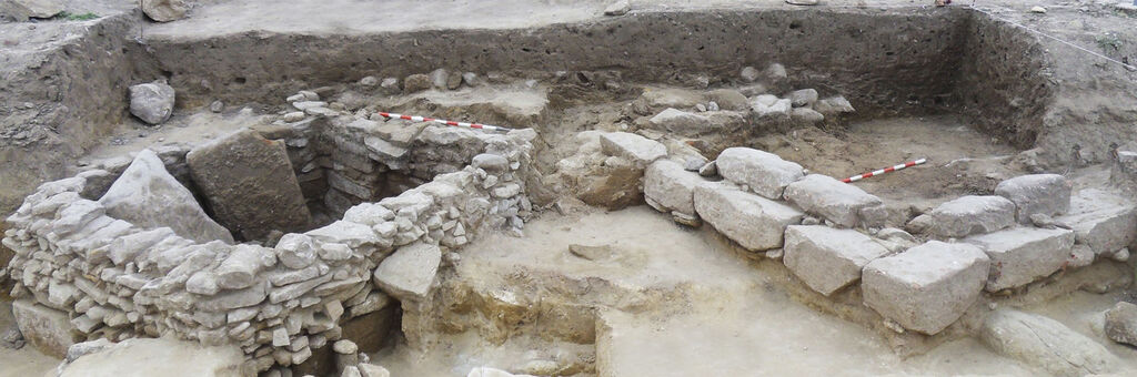 Una de las tumbas Ibero-Romanas descubiertas en el yacimiento.