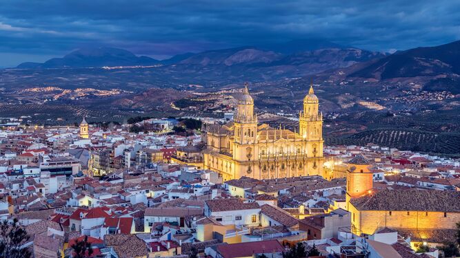 Jaén es una de las paradas de esta ruta, con la Catedral de la Asunción como monumento estrella.