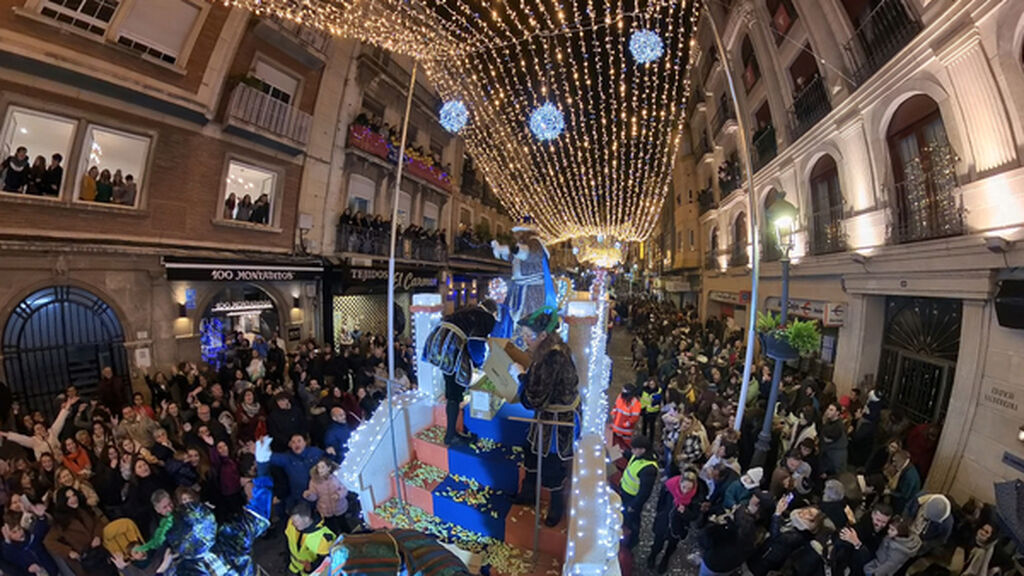 En im&aacute;genes: La Cabalga de Reyes de Ja&eacute;n desata la emoci&oacute;n en sus calles abarrotadas