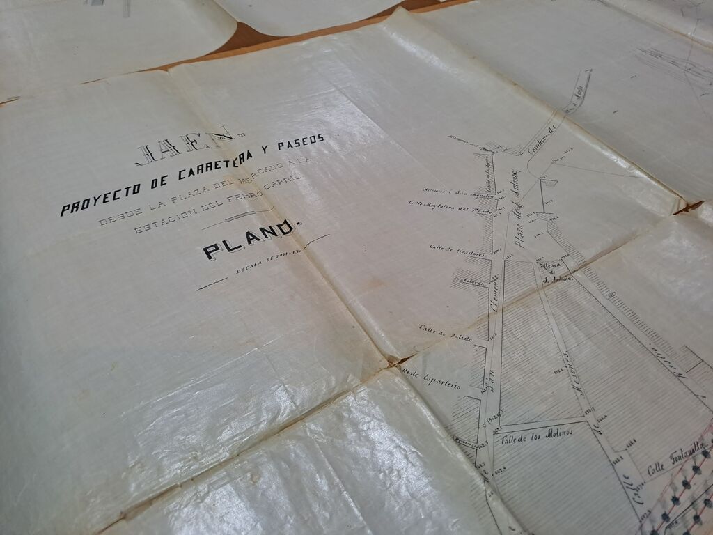 Planos para la historia de Ja&eacute;n: primeros dibujos del paseo de la Estaci&oacute;n y sus edificios