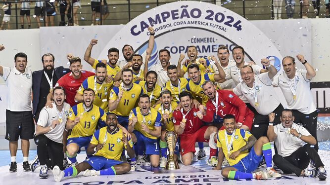 Brasil celebra el título de Copa América.